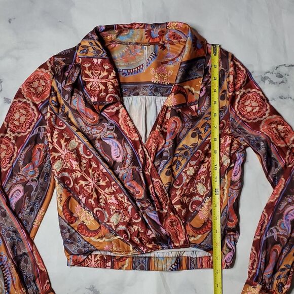 Free People Lana Paisley Print Surplice/Wrap Cropped Blouse - Picture 3 of 6